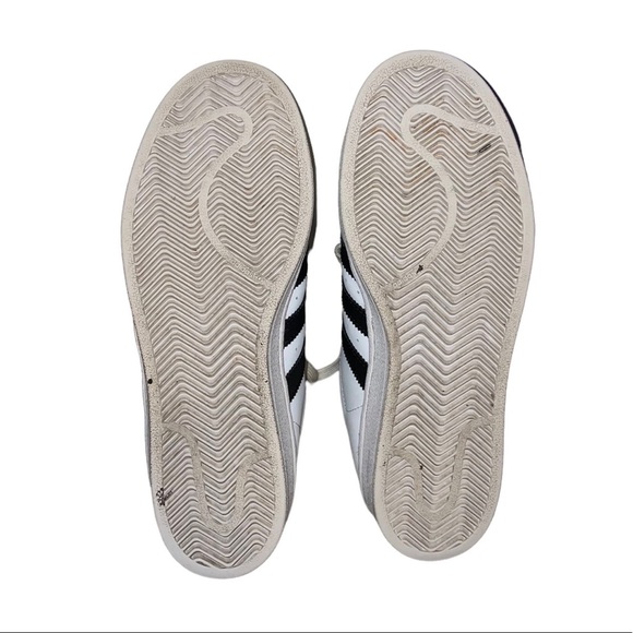 Adidas Superstar White & Black Shoes - Picture 4 of 5